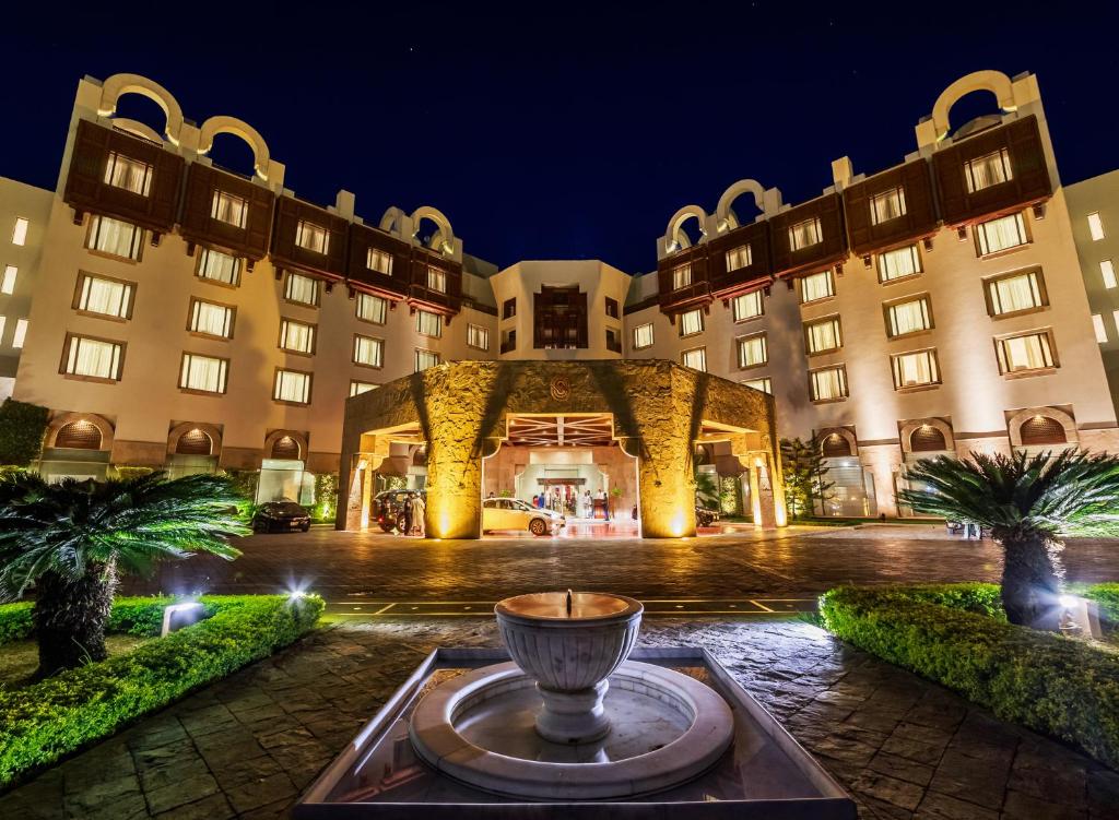 Luxuriate In Elegance - Discover The Finest 5-Star Hotels In Islamabad